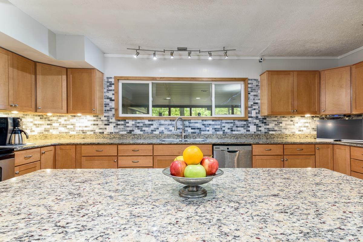 16021 Canyon Ridge Road Leo, IN 46765 - Photo 11 of 36