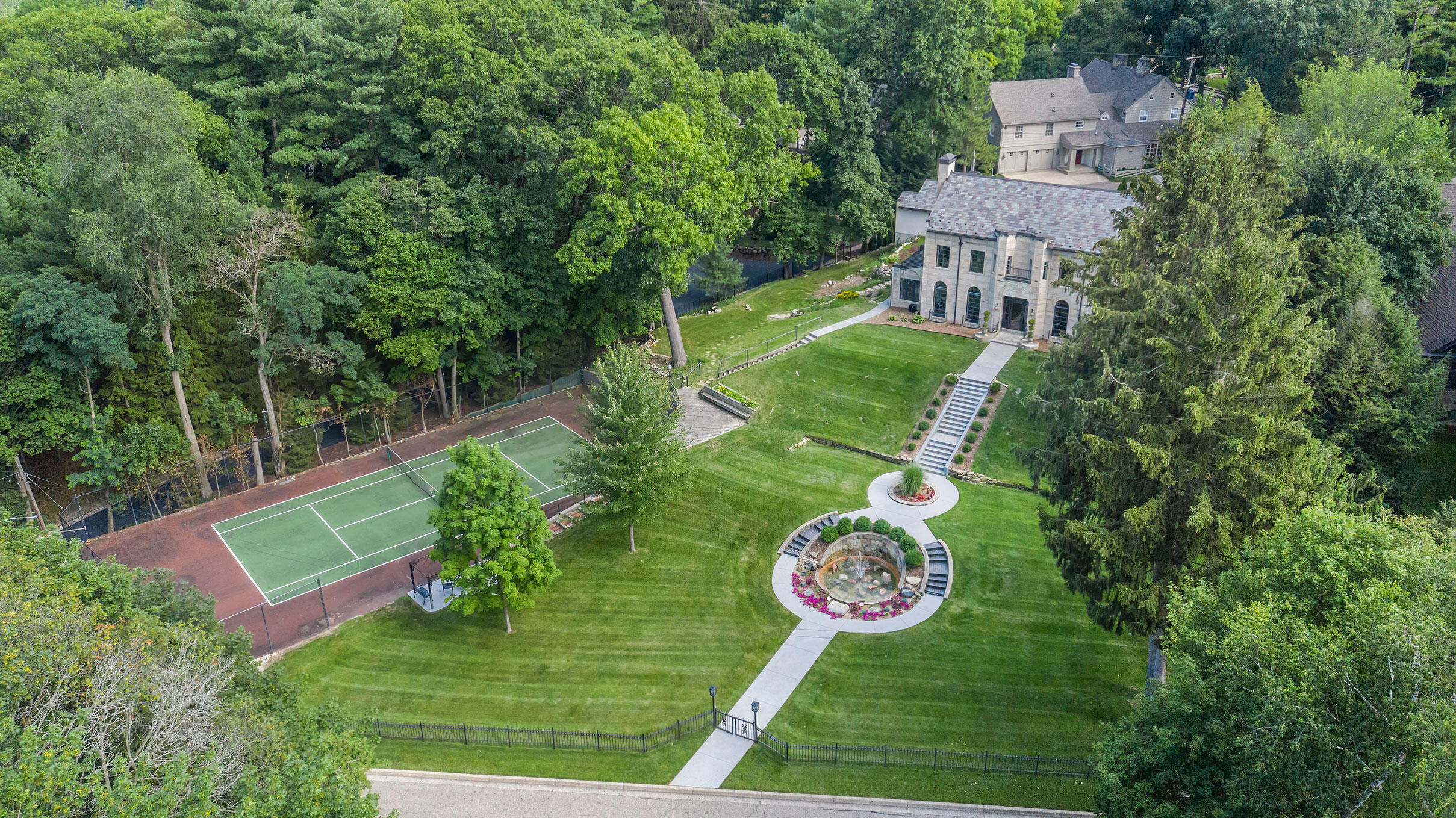 Stately Grounds