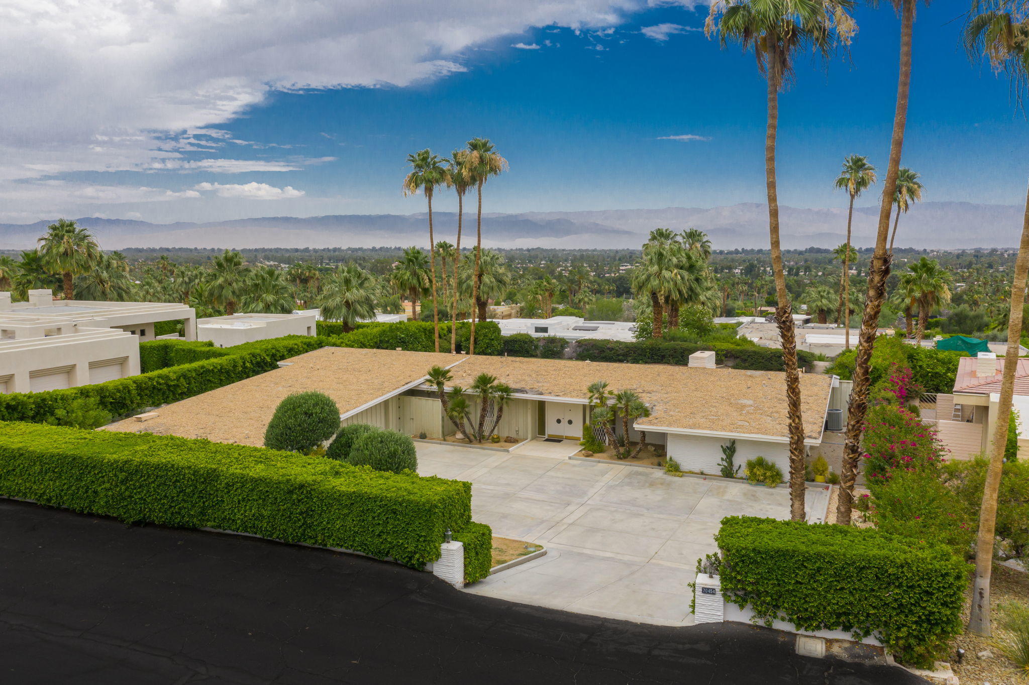 70454 Pecos Road Rancho Mirage, CA 92270 - Photo 8 of 23 70454+Pecos+Rd+Rancho+Mirage-1-web