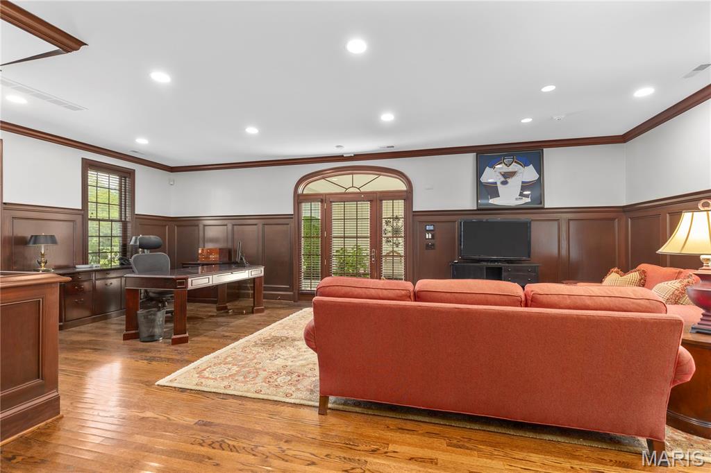 10420 Litzsinger Road Frontenac, MO 63131 - Photo 35 of 42 Gallery Image 35