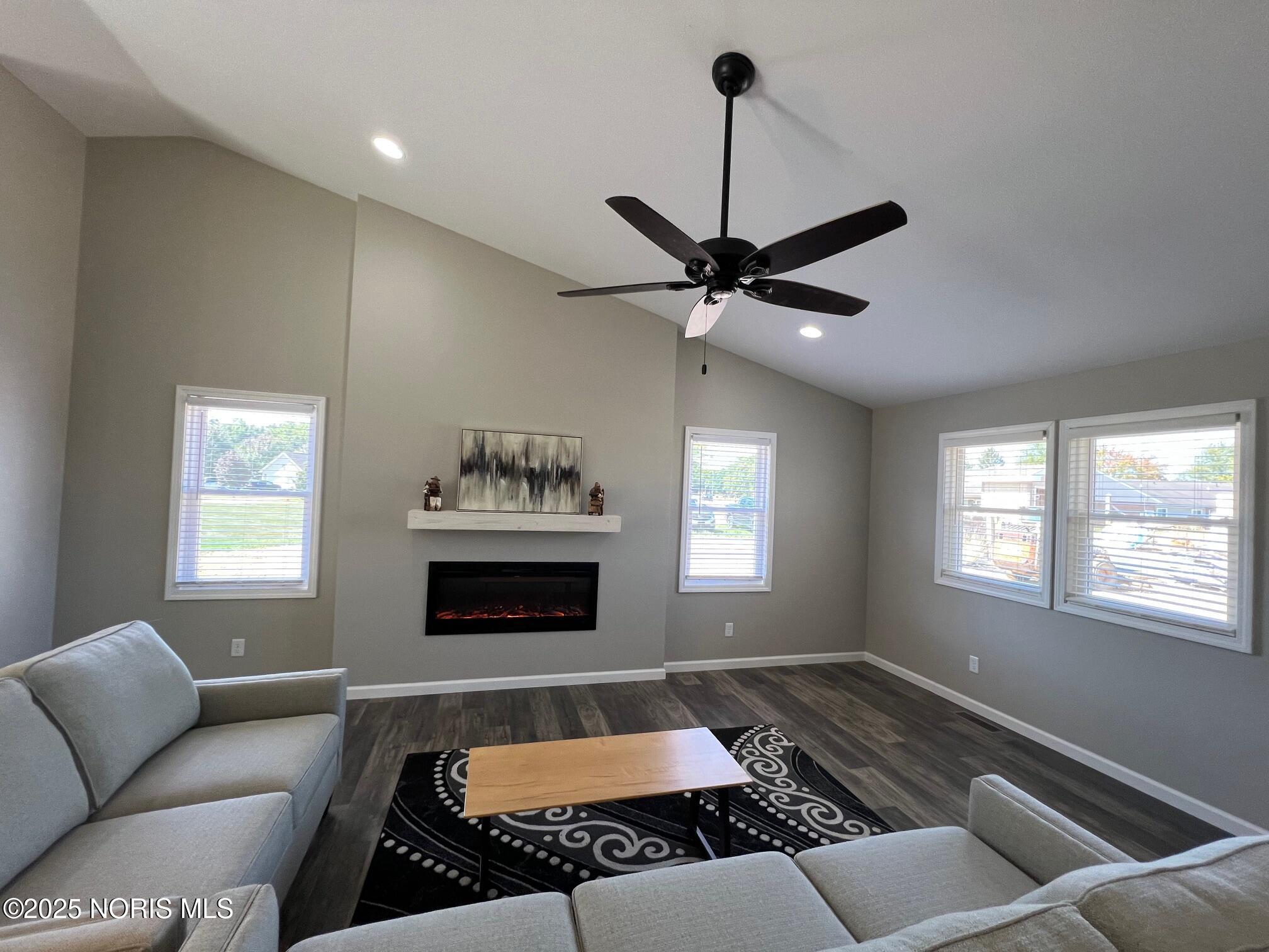 987 Greenbrier Road, Unit 102 Upper Sandusky, OH 43351 - Photo 7 of 27 IMG_1469