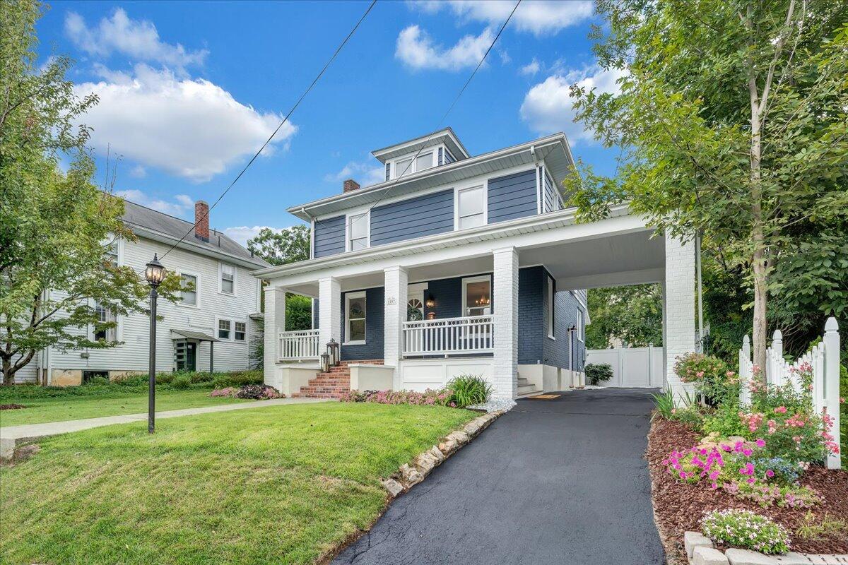 1207 Brighton Road Southwest Roanoke, VA 24015 - Photo 3 of 55 02-MIB09267
