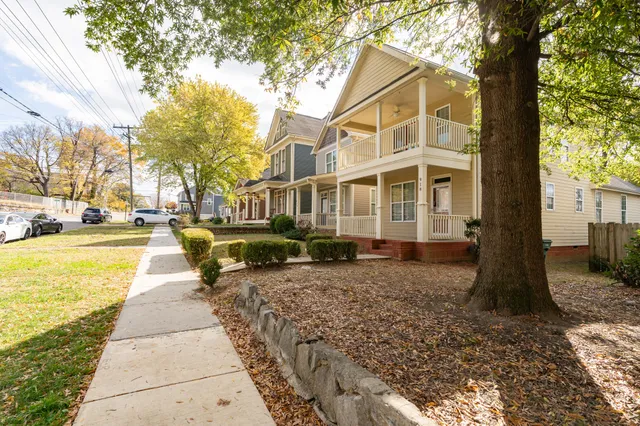 $2,200 | 918 East 10th Street, Chattanooga, TN 37403