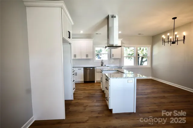 $275,000 | 901 East Church Street, Cherryville, NC 28021