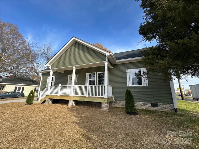 $275,000 | 901 East Church Street, Cherryville, NC 28021