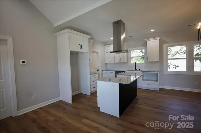 $275,000 | 901 East Church Street, Cherryville, NC 28021