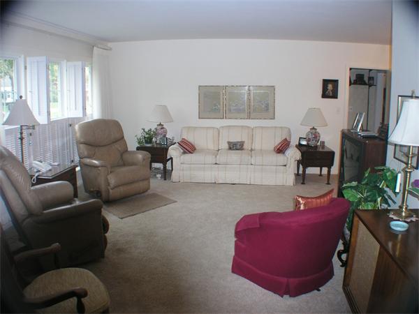96 Bickford Hill Road Gardner, MA 01440 - Photo 3 of 15 Gallery Image 3