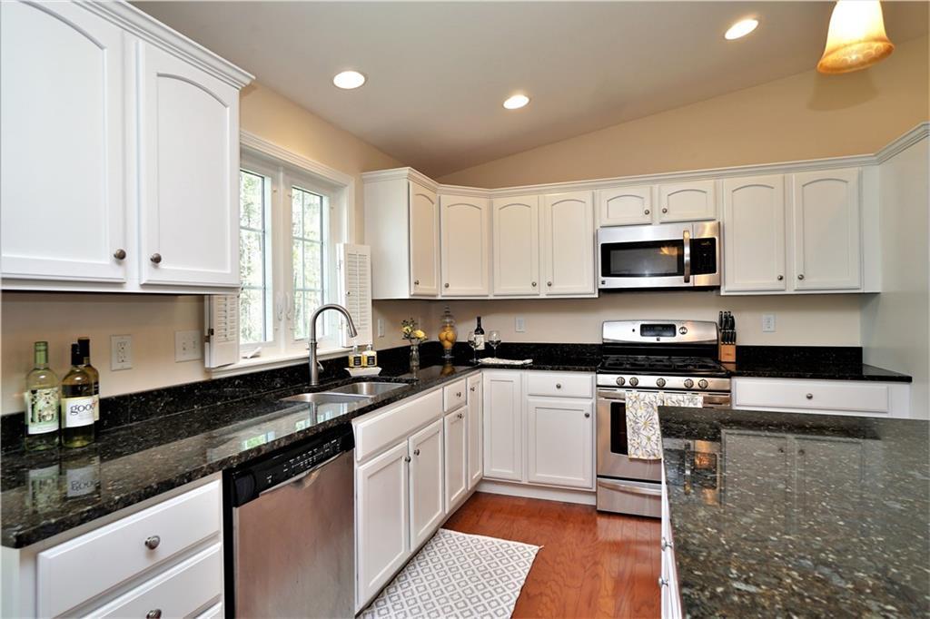 88 Skylark Road Portland, ME 04103 - Photo 13 of 31 Photo