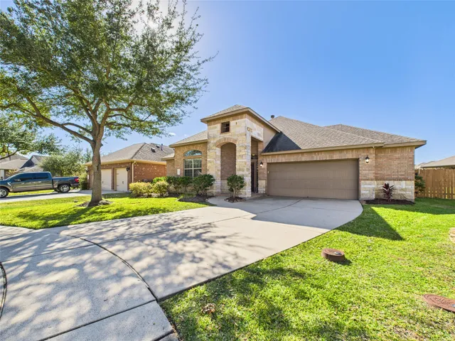 $390,000 | 947 Ponte Serra Drive, League City, TX 77573