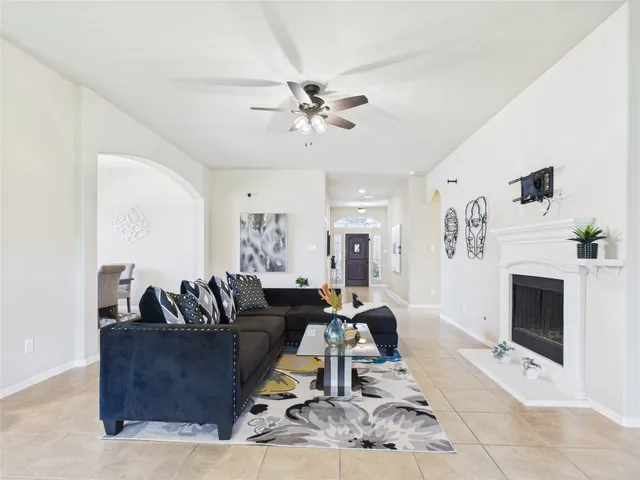 $390,000 | 947 Ponte Serra Drive, League City, TX 77573