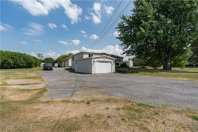 $385,000 | 24136 Highway 37, Pamelia, NY 13601