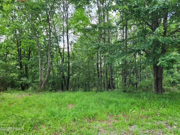 $59,900 | 27 Smt Vw Court, Honesdale, PA 18431