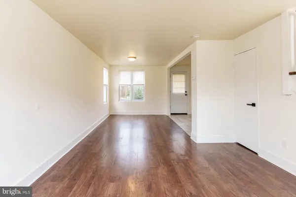 $2,050 | 101 East Camden Avenue, Unit 21, Moorestown, NJ 08057