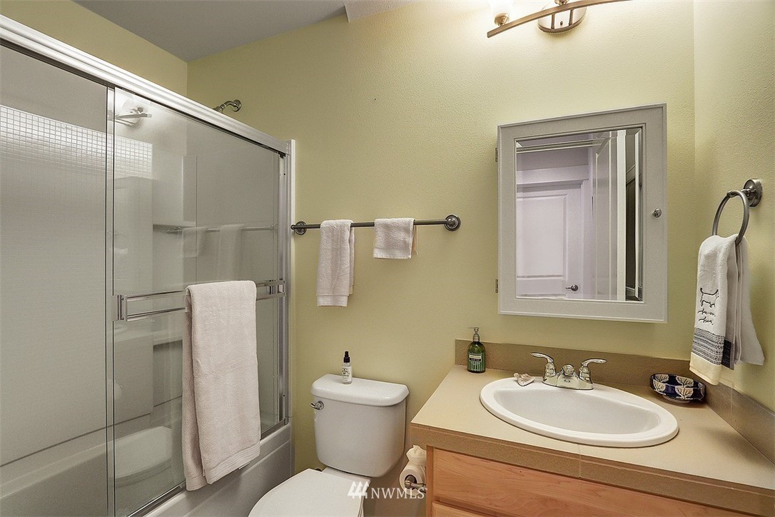 3719 218th Place Southeast Bothell, WA 98021 - Photo 12 of 19