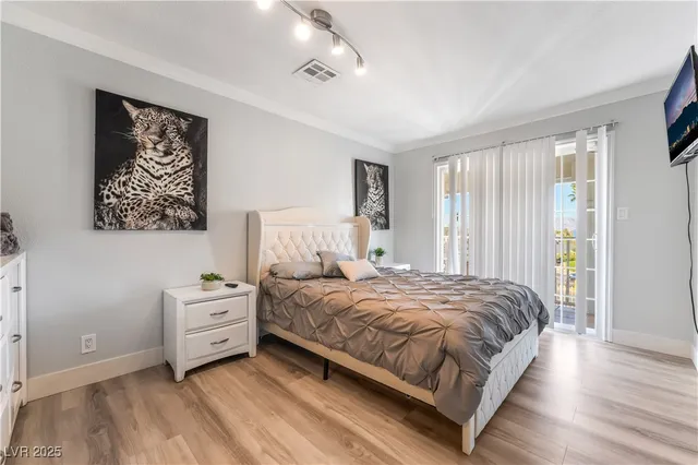 $2,990 | 2419 East Vegas Valley Drive, Las Vegas, NV 89121