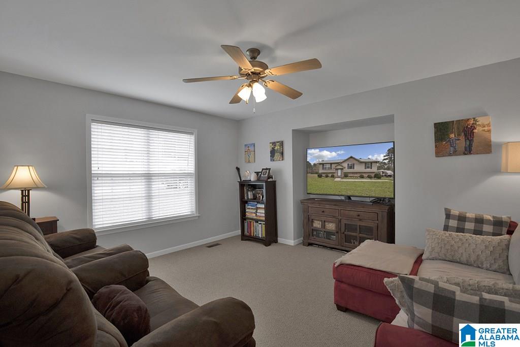 694 South Hillcrest Road Odenville, AL 35120 - Photo 2 of 22