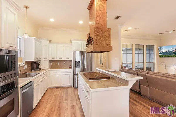 $289,900 | 3952 Cypress Clear Court, Zachary, LA 70791