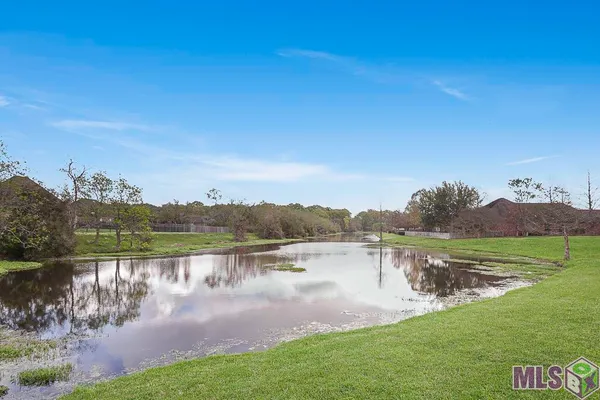 $289,900 | 3952 Cypress Clear Court, Zachary, LA 70791