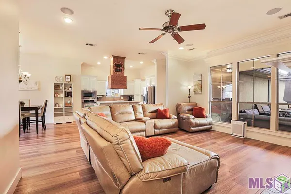 $289,900 | 3952 Cypress Clear Court, Zachary, LA 70791