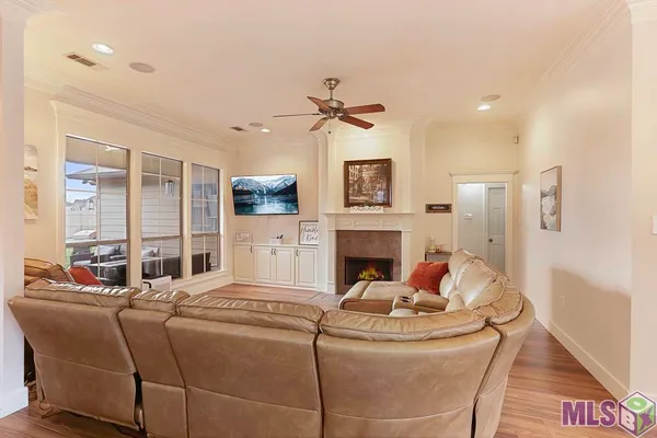 $289,900 | 3952 Cypress Clear Court, Zachary, LA 70791