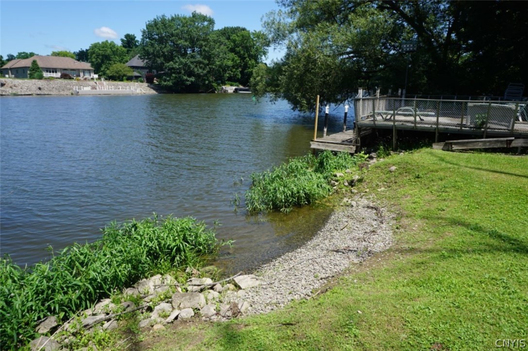 214 Button Shores Road Van Buren, NY 13027 - Photo 15 of 41