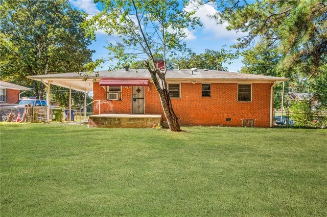 front view of house with a yard