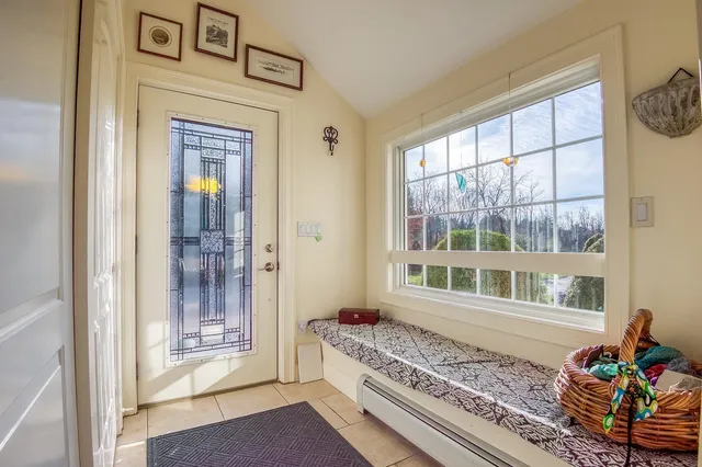 $1,285,000 | 146 Calef Highway, Barrington, NH 03825