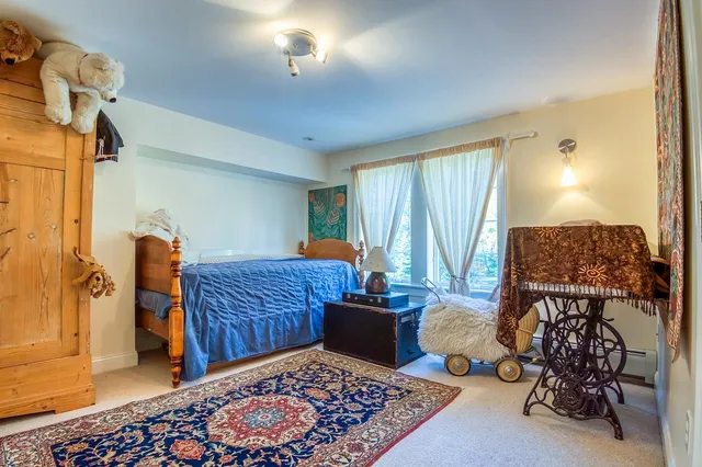 $1,285,000 | 146 Calef Highway, Barrington, NH 03825