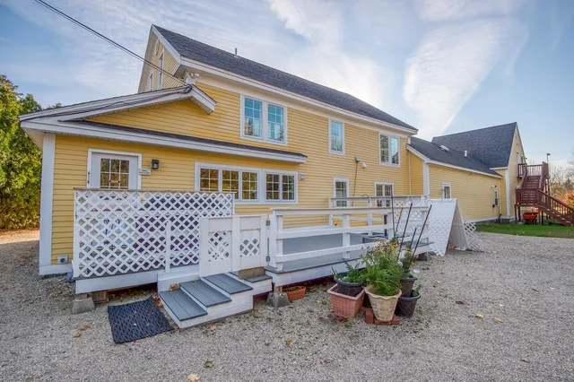 $1,285,000 | 146 Calef Highway, Barrington, NH 03825