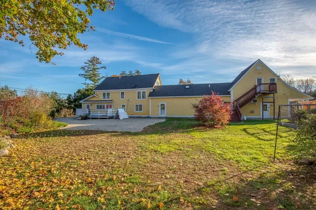 $1,285,000 | 146 Calef Highway, Barrington, NH 03825