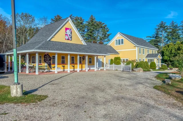 $1,285,000 | 146 Calef Highway, Barrington, NH 03825