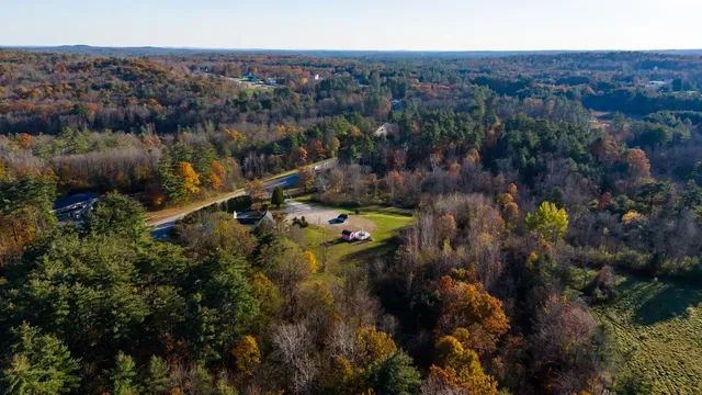 $1,285,000 | 146 Calef Highway, Barrington, NH 03825