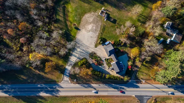 $1,285,000 | 146 Calef Highway, Barrington, NH 03825