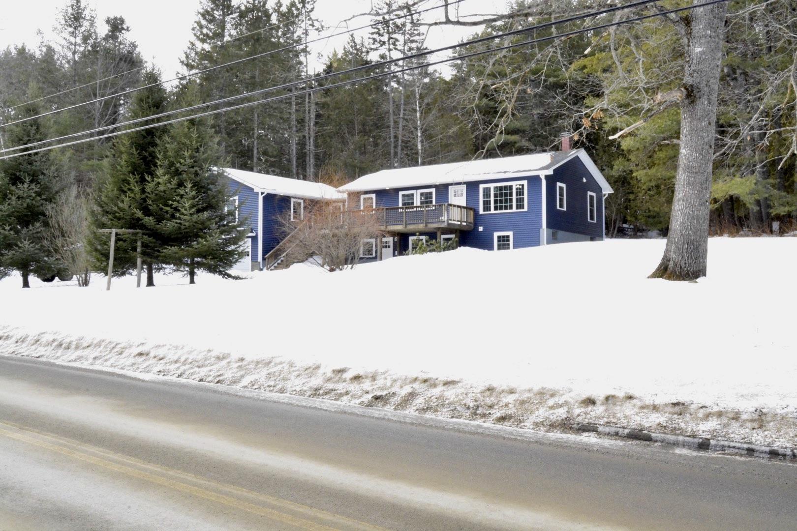 581 Newburgh Road Bangor, ME 04401 - Photo 2 of 46 7125B1D9-01B8-4500-9FBC-FE69EE96E283_1_2