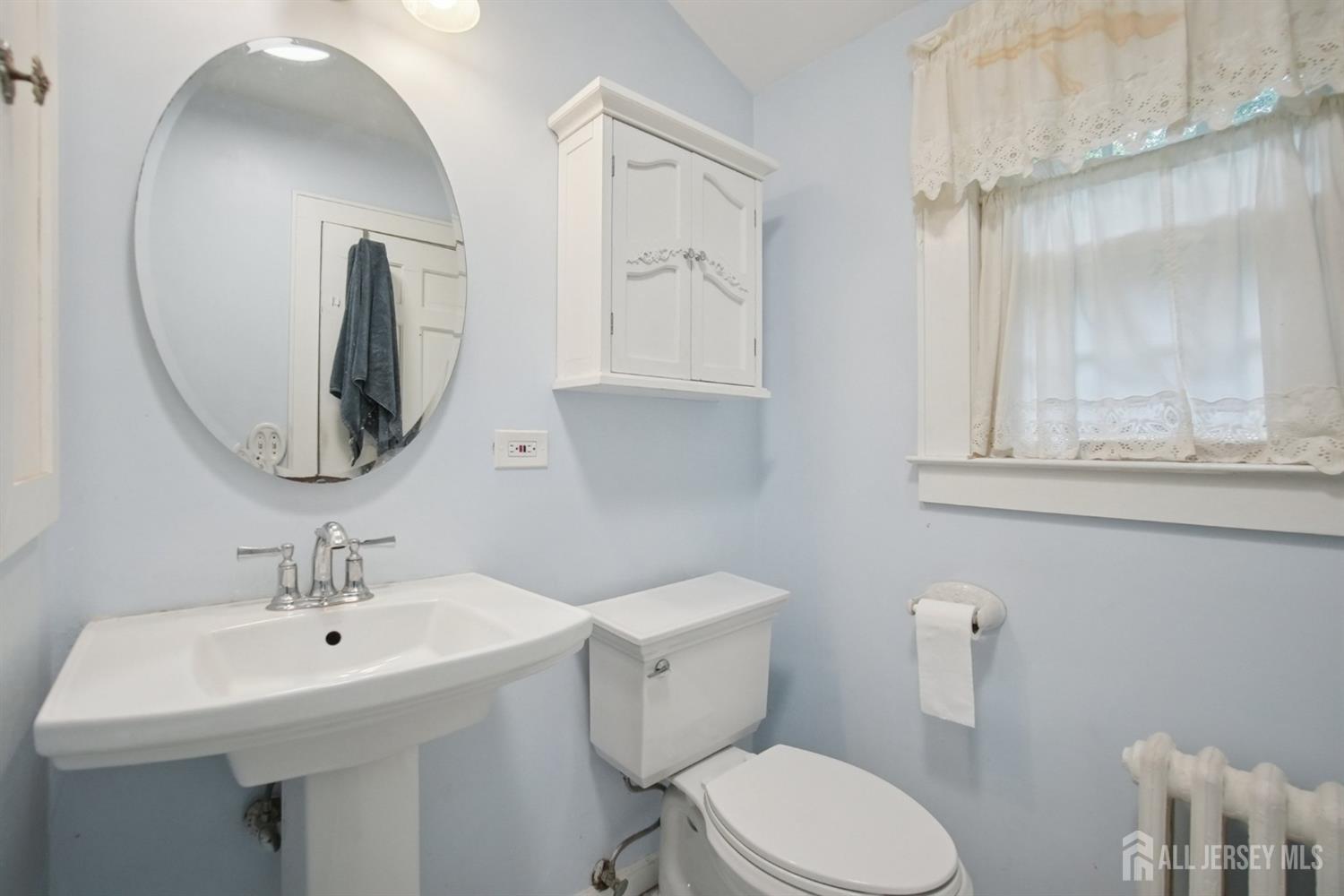 12 Edgewood Road Edison, NJ 08820 - Photo 31 of 68