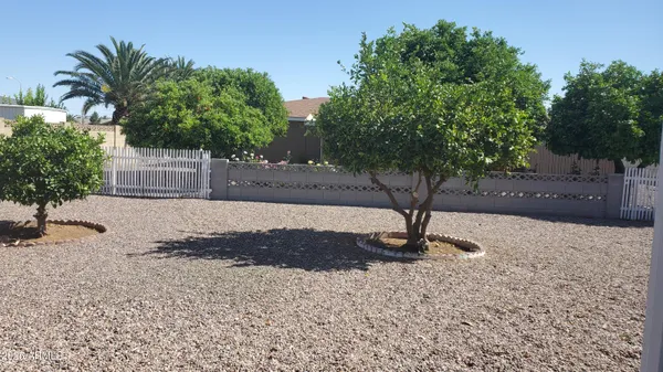 $1,400 | 6343 East Ellis Street, Mesa, AZ 85205