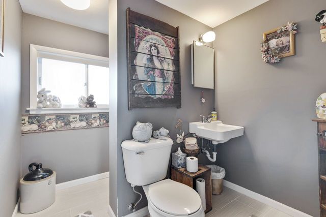 613 Lisa Road West Dundee, IL 60118 - Photo 12 of 20