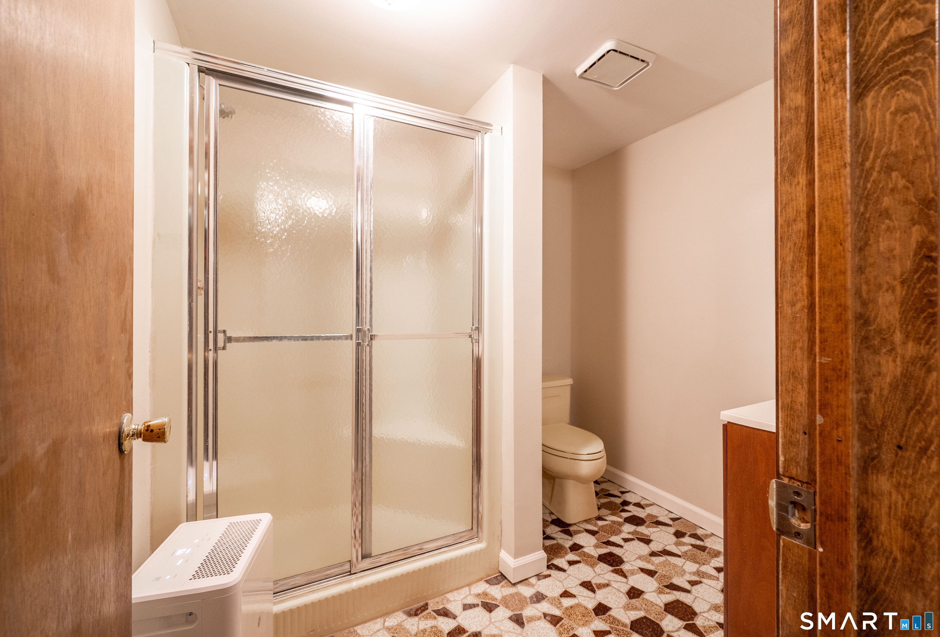 20 Musnug Road Danbury, CT 06811 - Photo 32 of 40