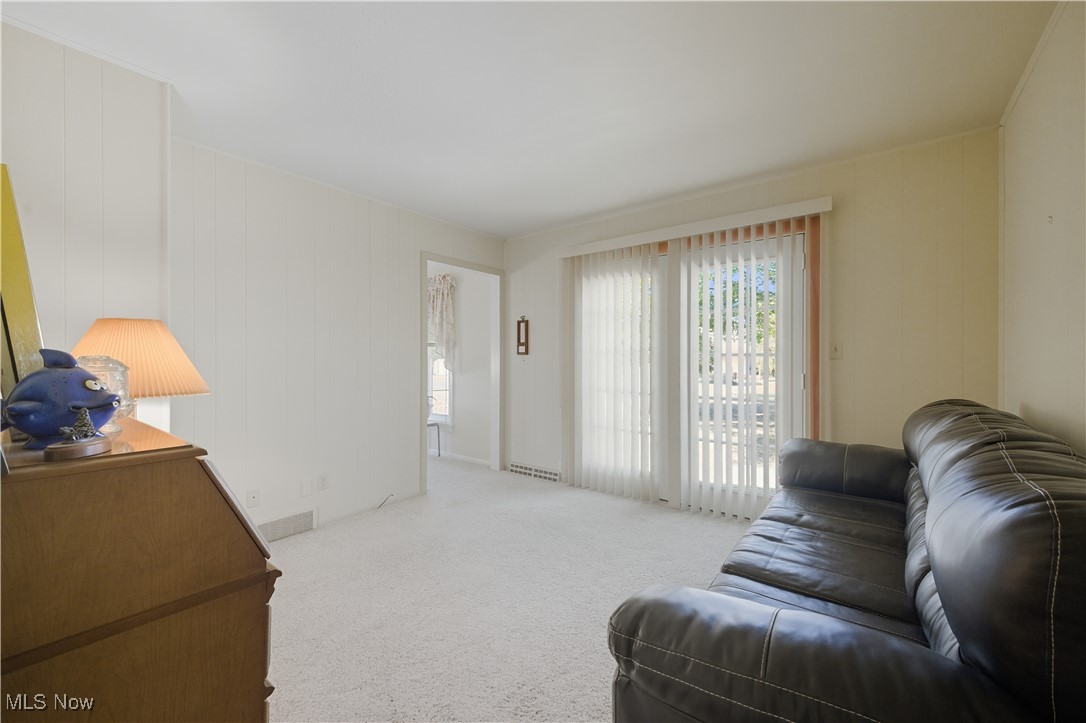 2193 Howland Wilson Road Northeast Warren, OH 44484 - Photo 3 of 25 Gallery Image 3