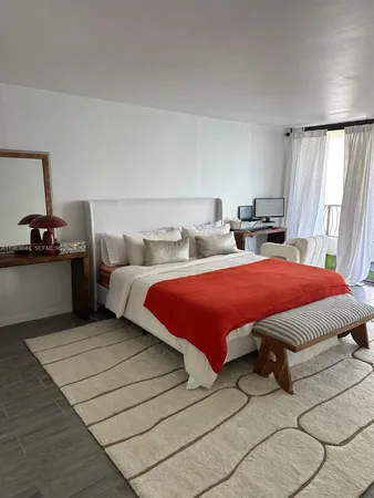 $2,590 | 555 Northeast 15th Street, Unit 29G, Miami, FL 33132