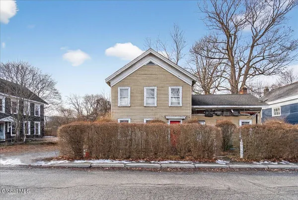 $85,000 | 157 Church Street, Hoosick Falls, NY 12090