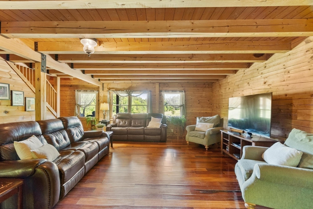 544 South Road Ashby, MA 01431 - Photo 11 of 42