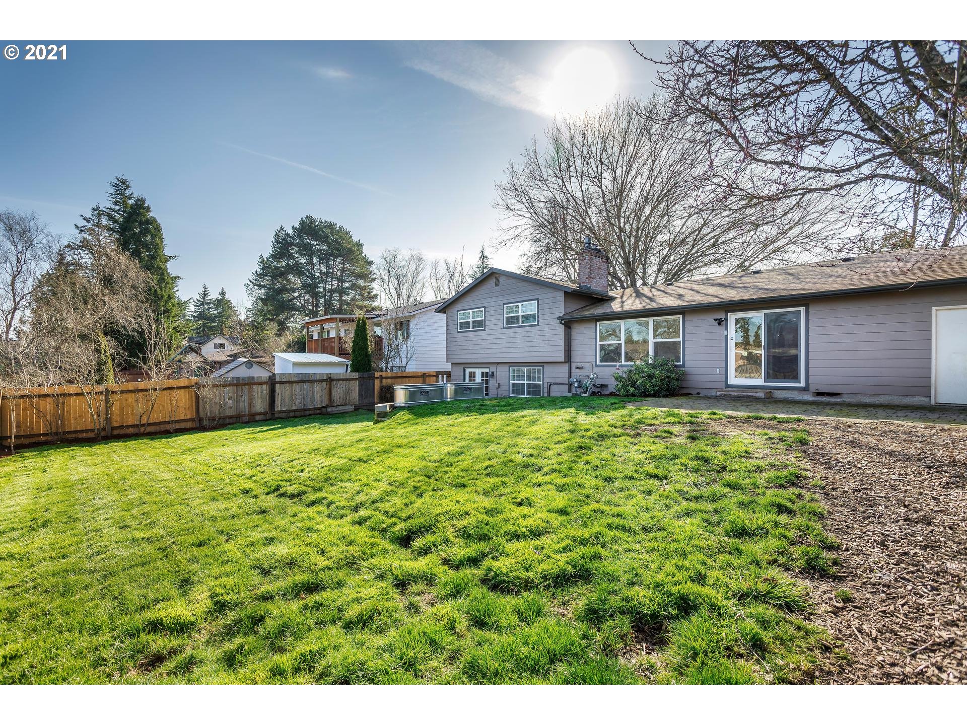 20633 Southwest Rosa Drive Beaverton, OR 97078 - Photo 23 of 27 Gallery Image 23