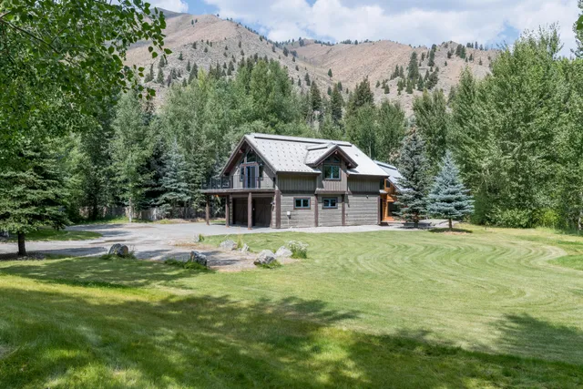 $2,600,000 | 106 Whipsaw Lane, Blaine County, ID 83340