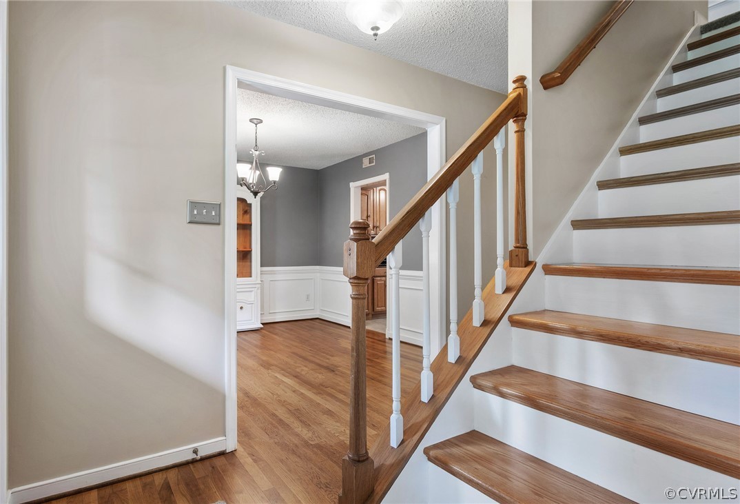 4503 Foxwood Road Chester, VA 23831 - Photo 7 of 43 Gallery Image 7