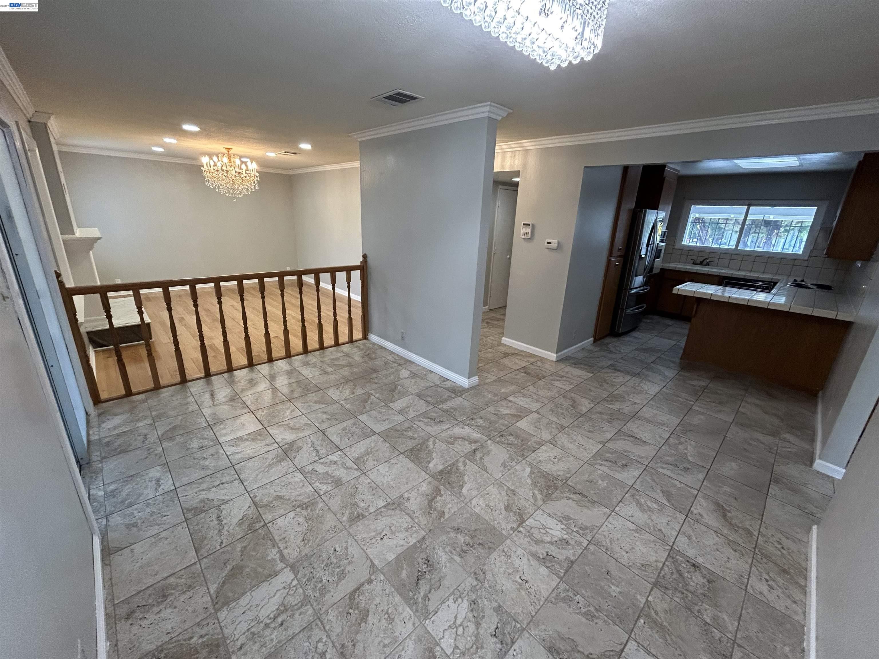 2057 Rosedale Drive San Pablo, CA 94806 - Photo 11 of 33