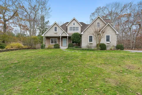 Undisclosed Address, East Hampton, NY 11937