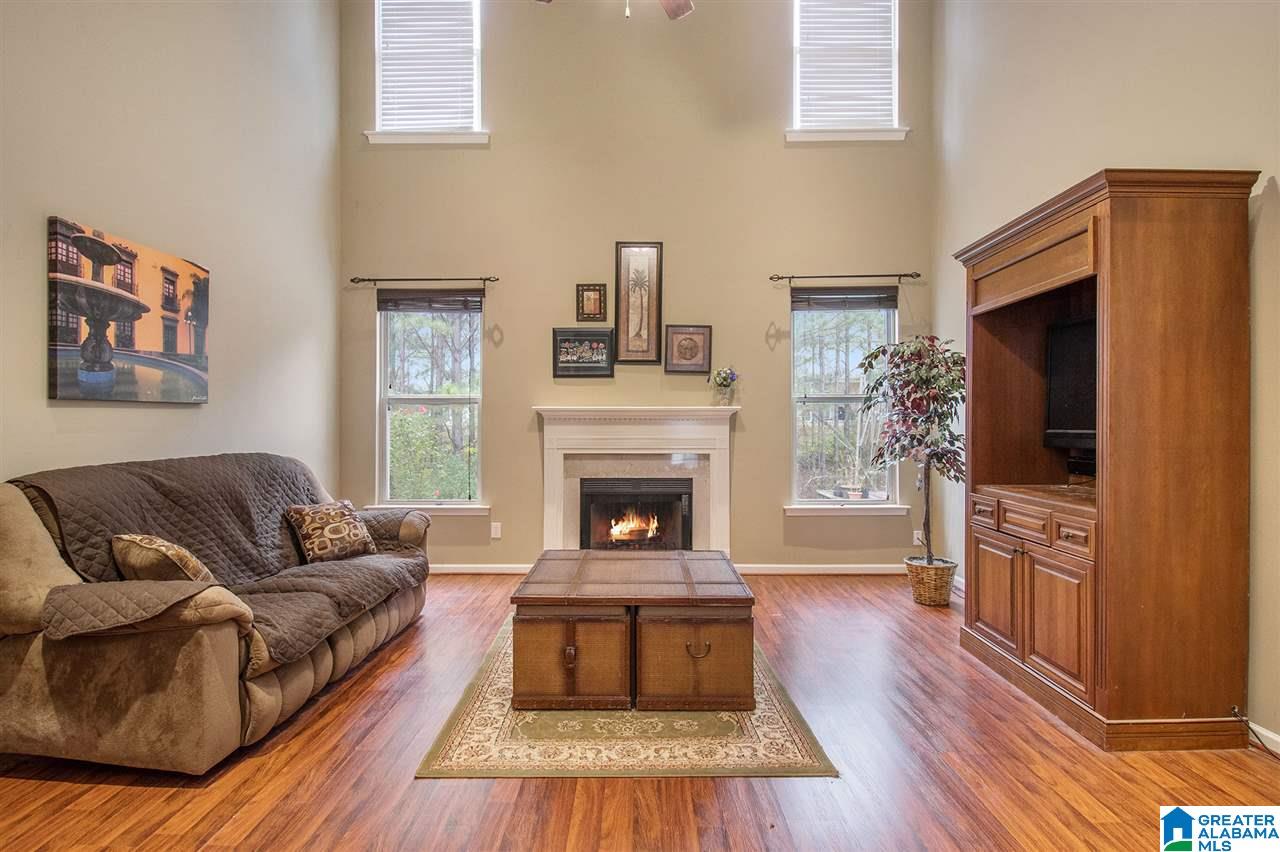 1028 Riviera Drive Calera, AL 35040 - Photo 5 of 39