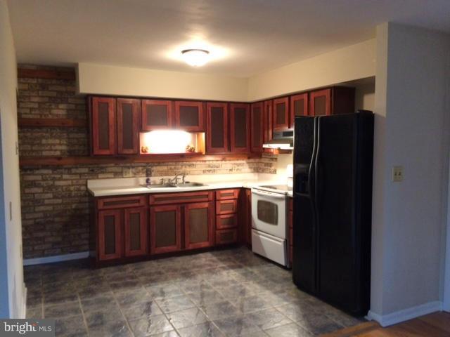 110 Meadows Road Fredericksburg, VA 22406 - Photo 15 of 26 Kitchen