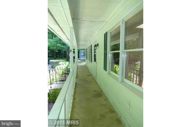 110 Meadows Road Fredericksburg, VA 22406 - Photo 6 of 26 Front porch